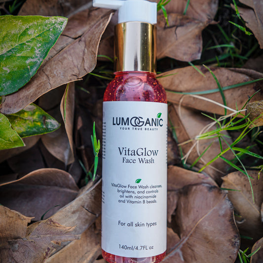 VitaGlow Face Wash